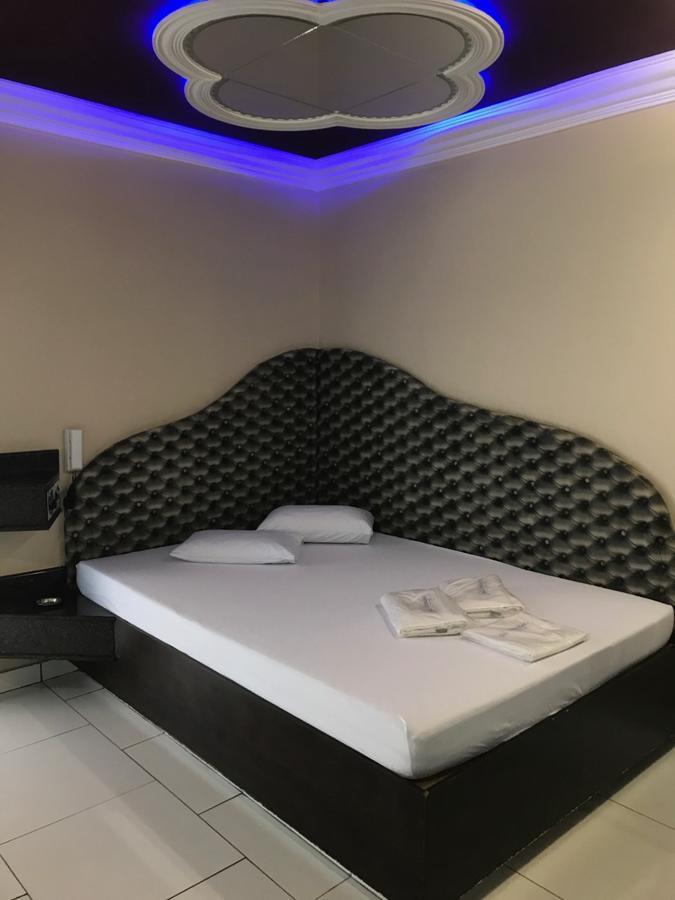 Genus Motel (Adults Only) Uberaba Exteriör bild